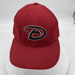 Arizona Diamondbacks Hat Adult  Fitted Size 7 5/8 Red Curved Brim Snake Logo